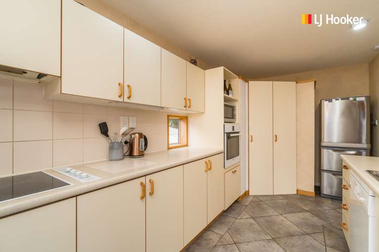 8 Elliffe Place Shiel Hill_11