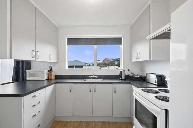 2/47 South Road Blagdon_1