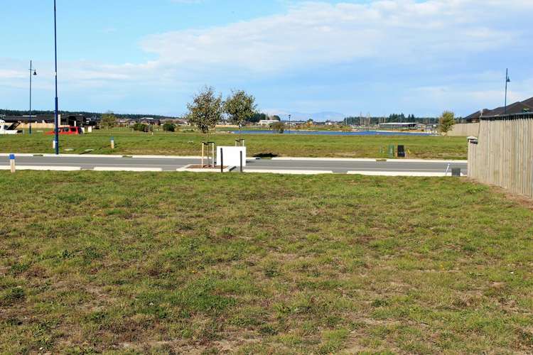 35 Tiritiri Moana Drive Pegasus_1