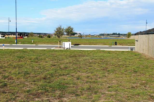 35 Tiritiri Moana Drive Pegasus_1