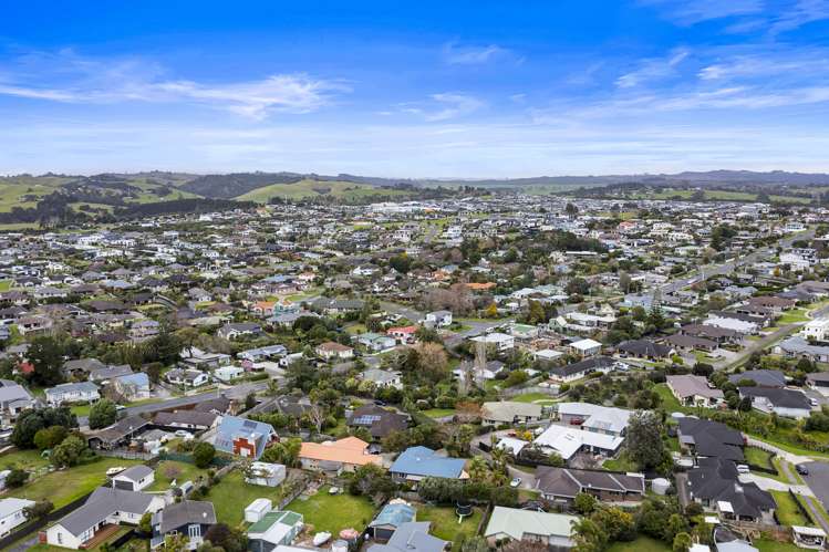 5 Glesan Place Beachlands_30