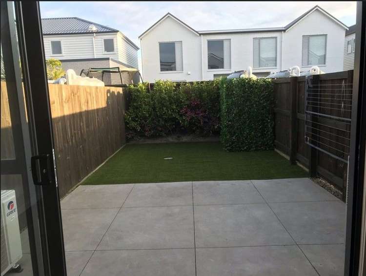 65 Glidepath Road Hobsonville_0