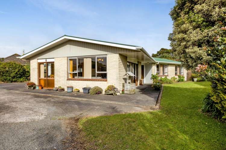 84 Domett Street Opunake_35