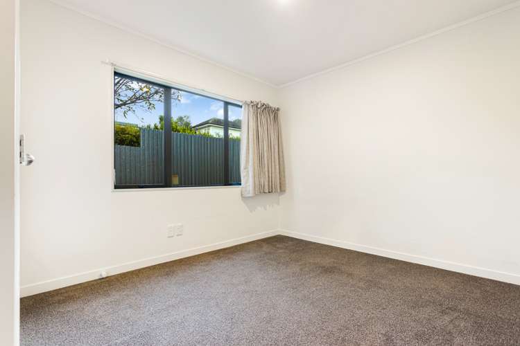 1/35 Eastglen Road Glen Eden_13
