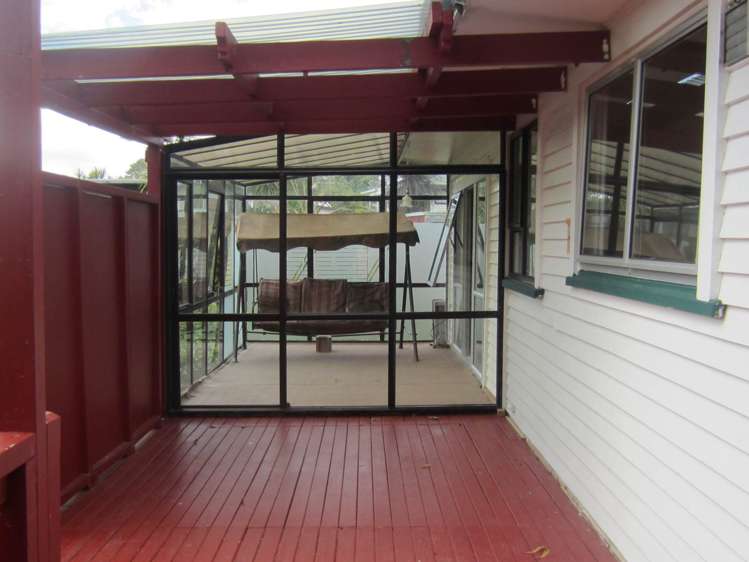 42 Parker Avenue New Lynn_22