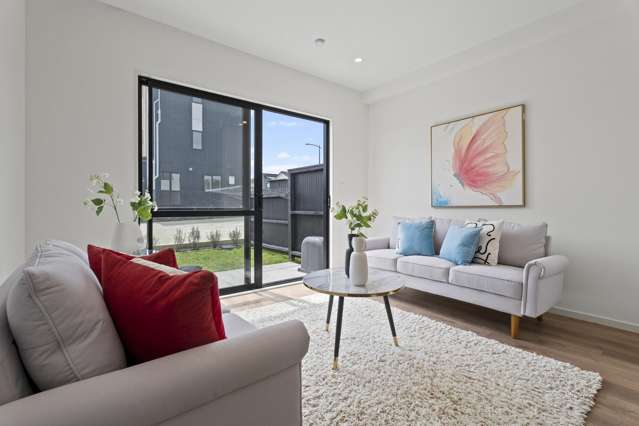 1/2 Whakatupu Road Flat Bush_3