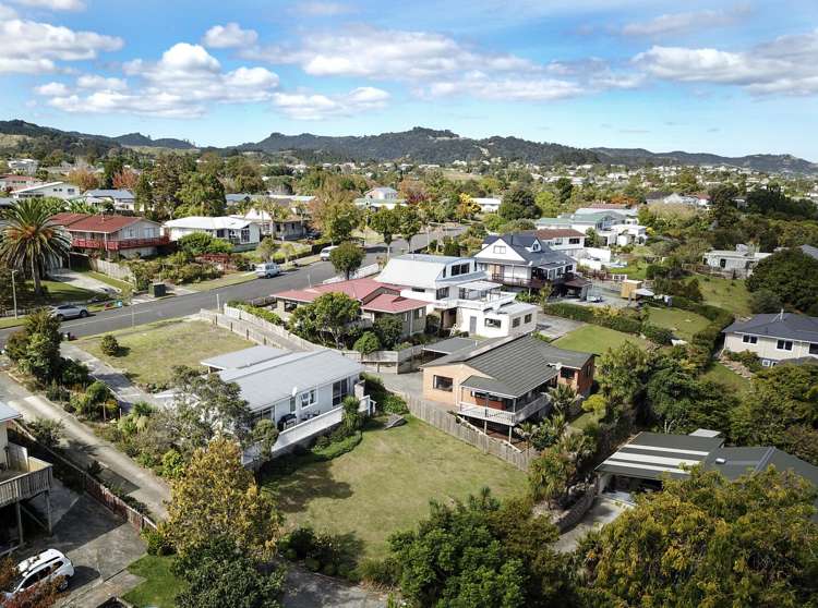 68 West View Crescent Onerahi_19