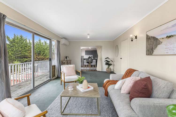 21 Akaroa Drive Maupuia_5