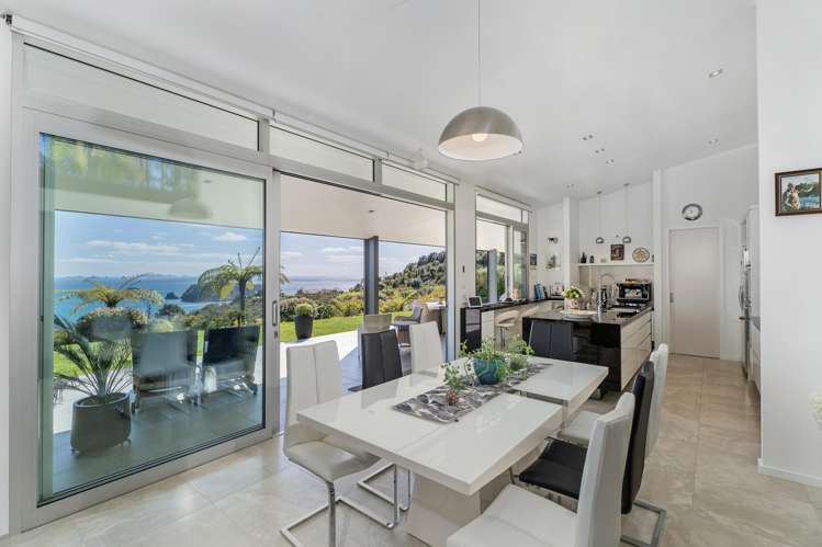 47 Sarahs Hill Hahei_5