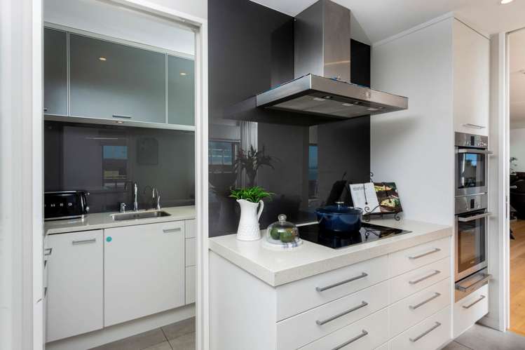 62 Seaview Road Castor Bay_25