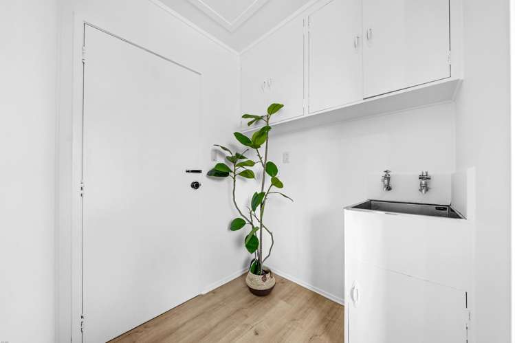 63C Woodward Road Mount Albert_16