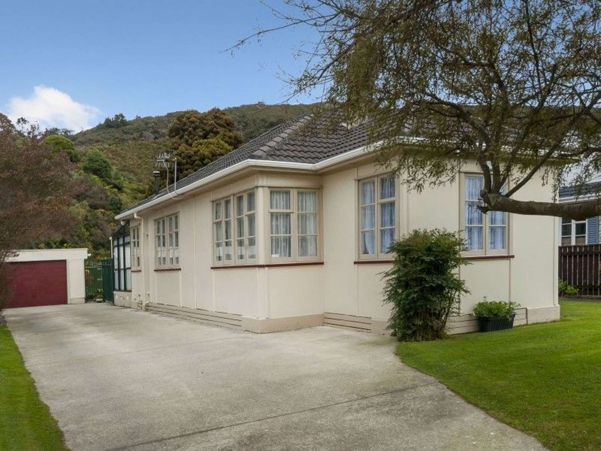 68 Waddington Drive Naenae_0