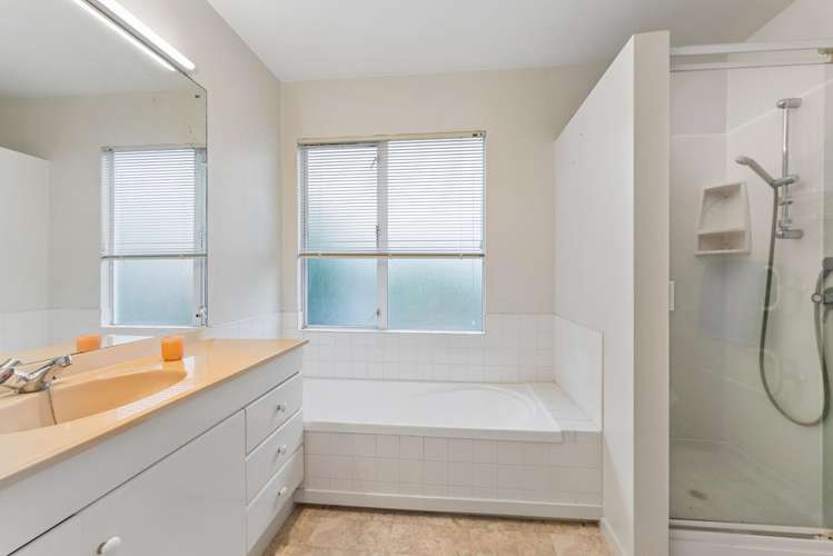 6/73A Carlton Gore Road Newmarket_10