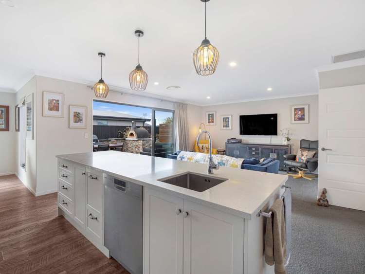 45 Blunden Road Lincoln_11