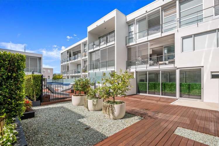 311/28 College Hill 1664_15