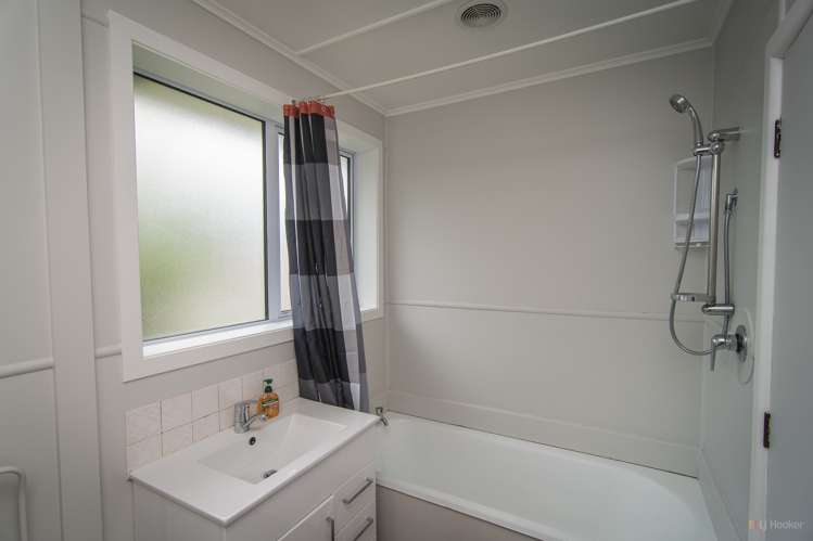 36 Barnes Street Glenwood_9