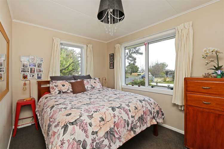 11 Waterworth Avenue Onekawa_5