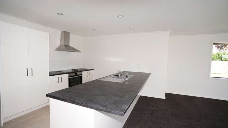 8 Lowburn Avenue Waipu_11