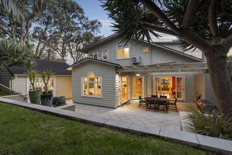 25 Kingsview Road Mount Eden_23