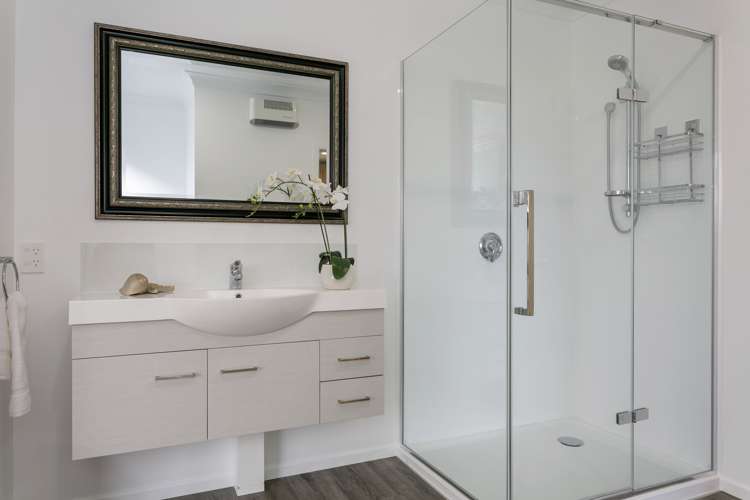 29 Harvey Street Waipahihi_14