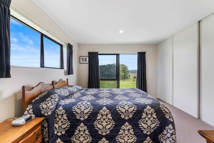 208 Burtt Road Paerata_10