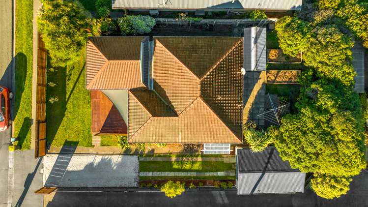 29 Beach Road North New Brighton_21