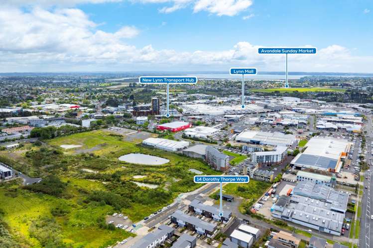 14 Dorothy Thorpe Way New Lynn_11