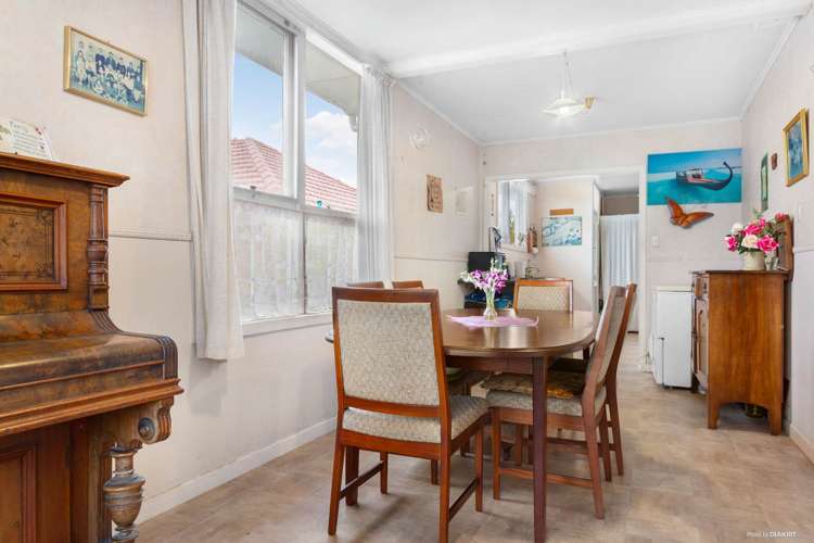 32 Barbary Avenue Kelston_7