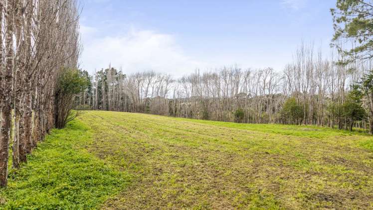 87 Croft Lane Riverhead_18
