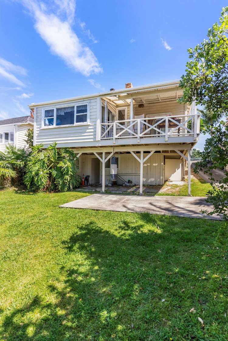 94 Calliope Road Devonport_11