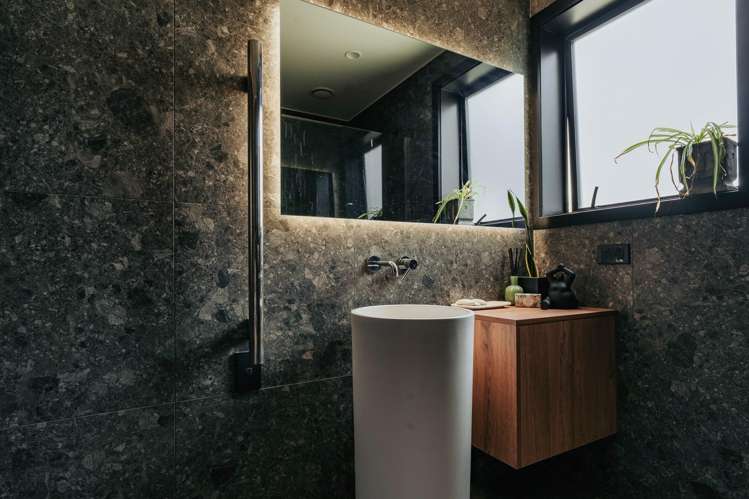 108 Kononi Road Lawrence_6