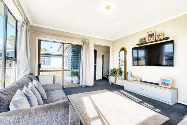 5 Queen Street Awanui_3