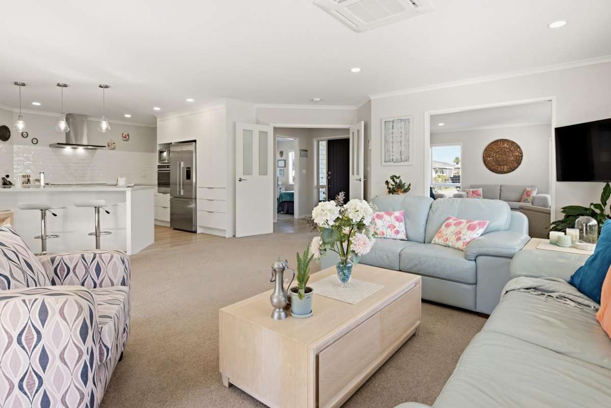 37 Santa Monica Drive_5