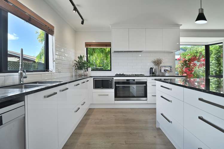 49 James Cook Street_5