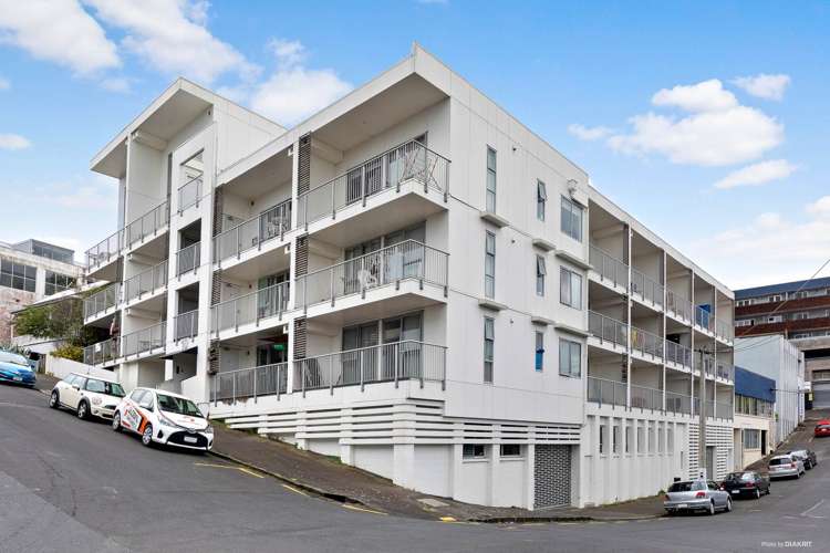 107/10 Flower Street Eden Terrace_14