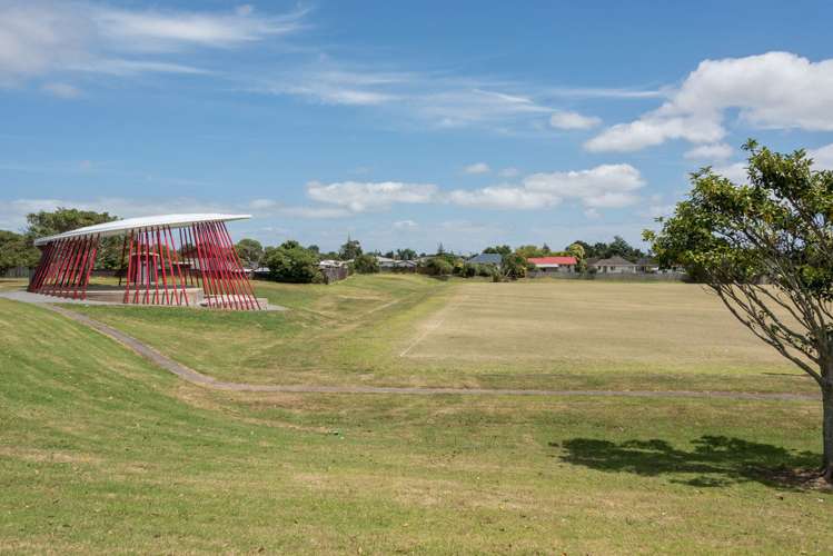 26 Awatere Street Clover Park_17