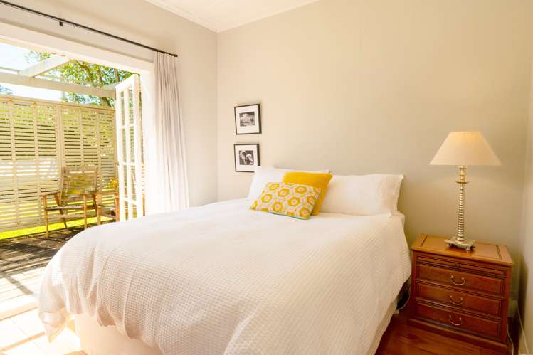 7 Blake Street Surfdale_13