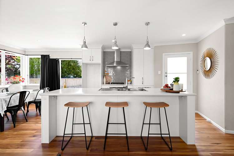 56 Southsea Crescent_4