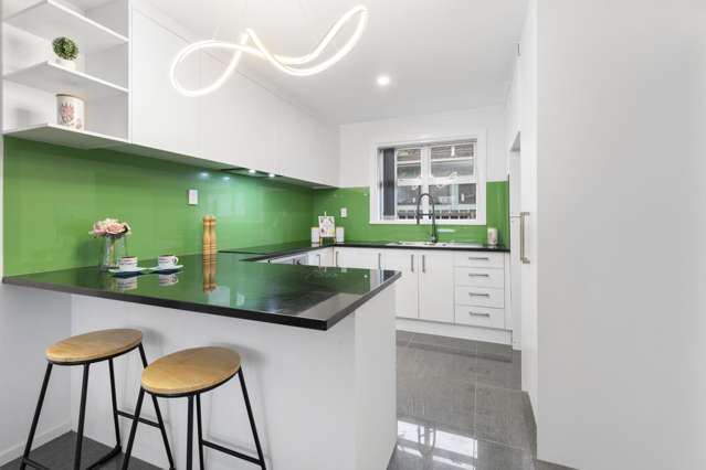 84 Mountain Road Mangere Bridge_4