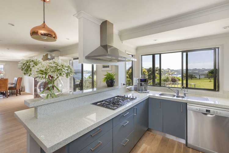 21 Kanuka Road Sandspit_11