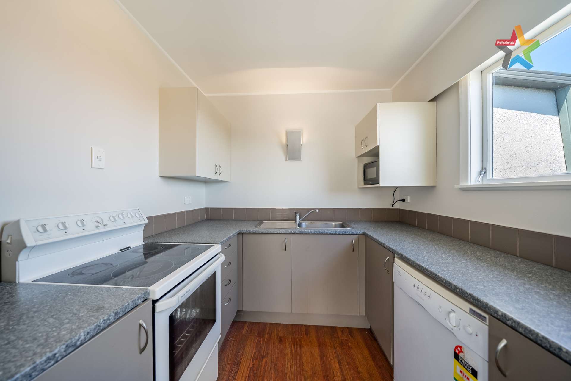 7/253 Waterloo Road Lower Hutt_0