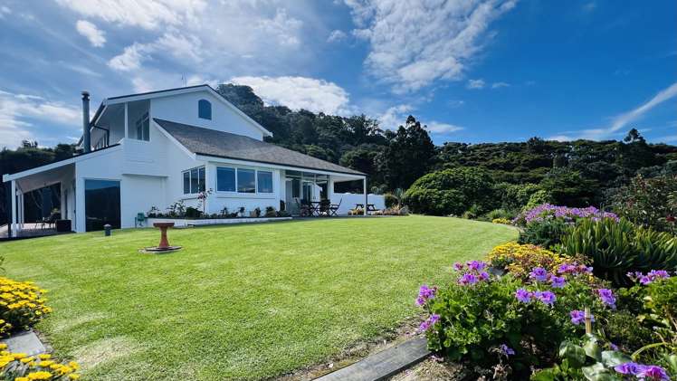 1275 Wyuna Bay Road, Wyuna_4