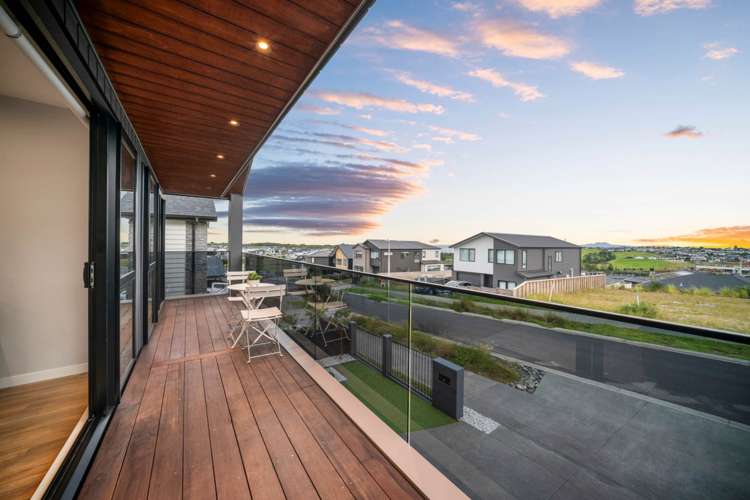 16 Pakirikiri Street Long Bay_8