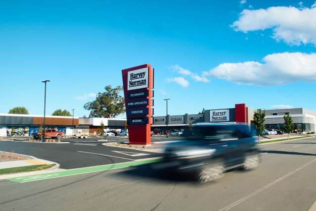 X & Y/Building 3 Ravenswood Central Ravenswood_2