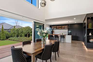 6 Hull Crescent_4