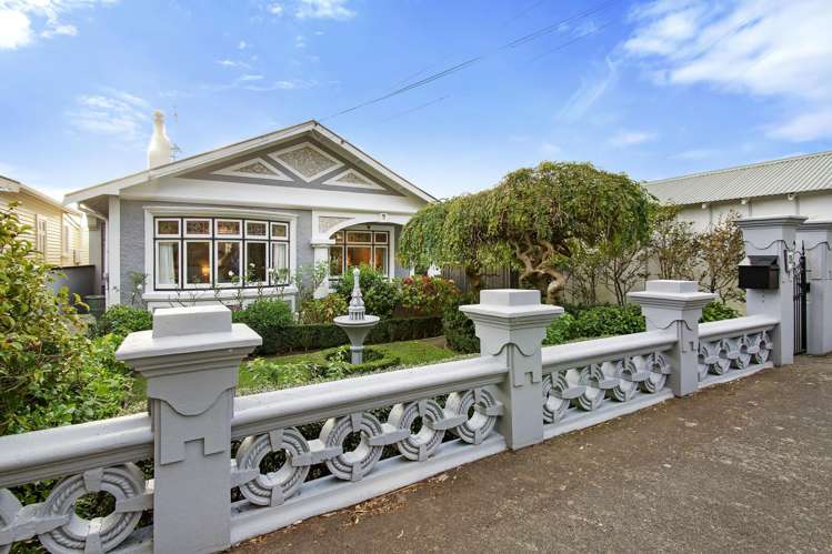 13 Mahoe Street Eastbourne_24