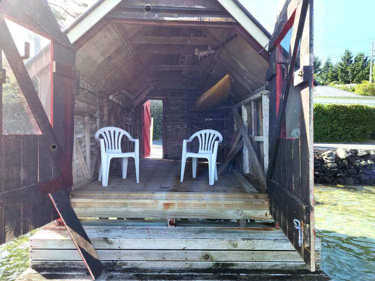 2006.003 Boat Shed - Harington Point Road Otakou_11