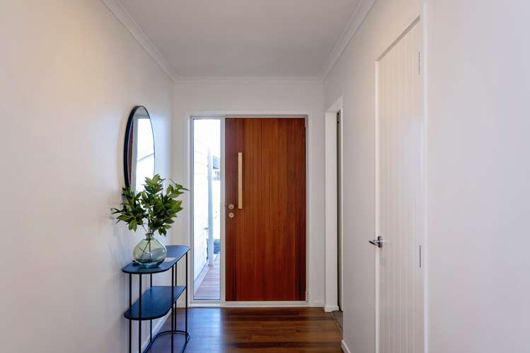 76 Pelorus Avenue Poraiti_3