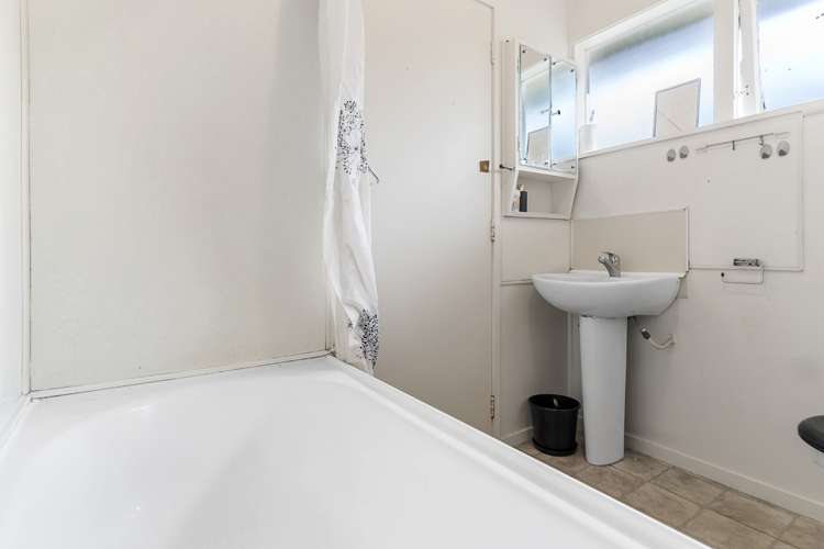 42 Mcannalley Street Manurewa_7