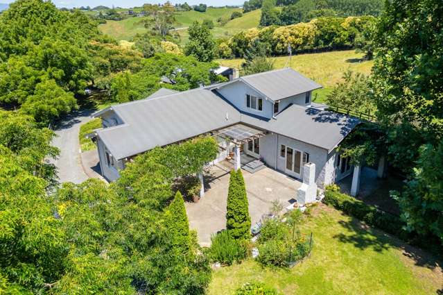 Studio, Space & Stunning Privacy